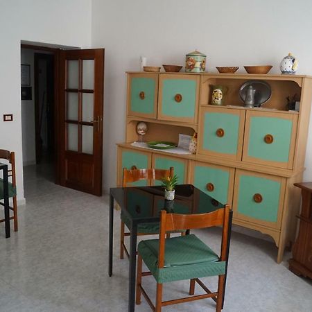 Bed And Breakfast Hibiscus อาลเกโร ภายนอก รูปภาพ
