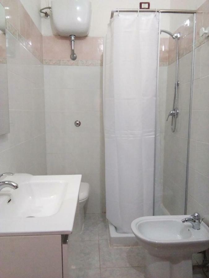 Bed And Breakfast Hibiscus อาลเกโร ภายนอก รูปภาพ